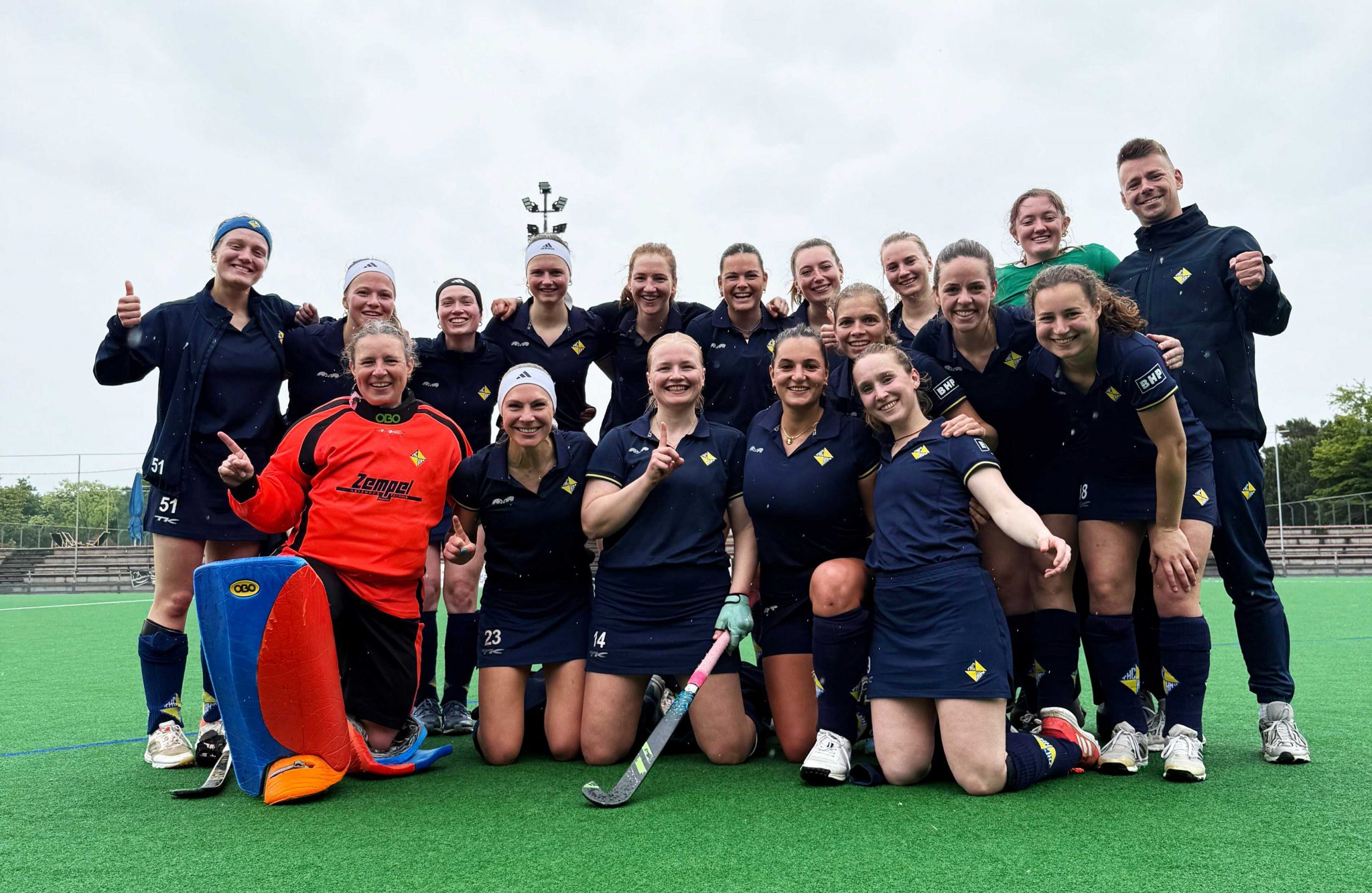 1.Damen Hockey scaled